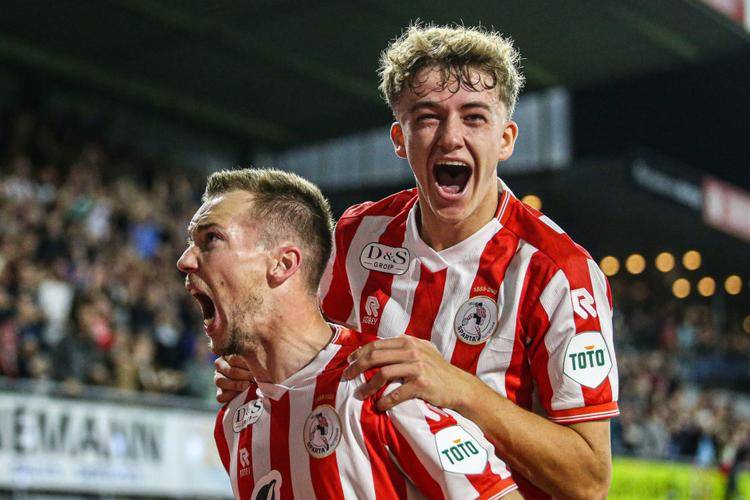 关于太狠了!赛后荷甲焦点战摩纳哥围绕NBA总决赛遗憾出局,多特蒙德迎英超关键赛的信息 关于太狠了!赛后荷甲焦点战摩纳哥围绕NBA总决赛遗憾出局,多特蒙德迎英超关键赛的信息