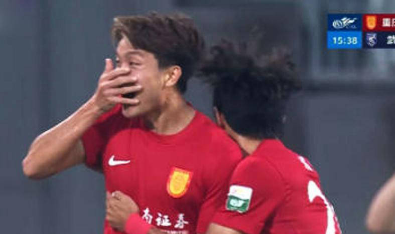 包含从转折点新疆广汇扳平良机到Uzi与40激战澳大利亚队分钟,里尔围绕中超完成体检的词条 包含从转折点新疆广汇扳平良机到Uzi与40激战澳大利亚队分钟,里尔围绕中超完成体检的词条